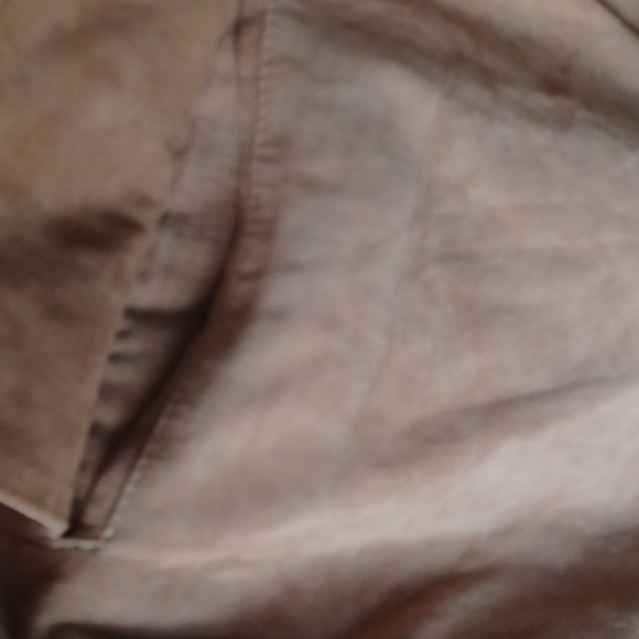 Vest - Picture 9 of 11